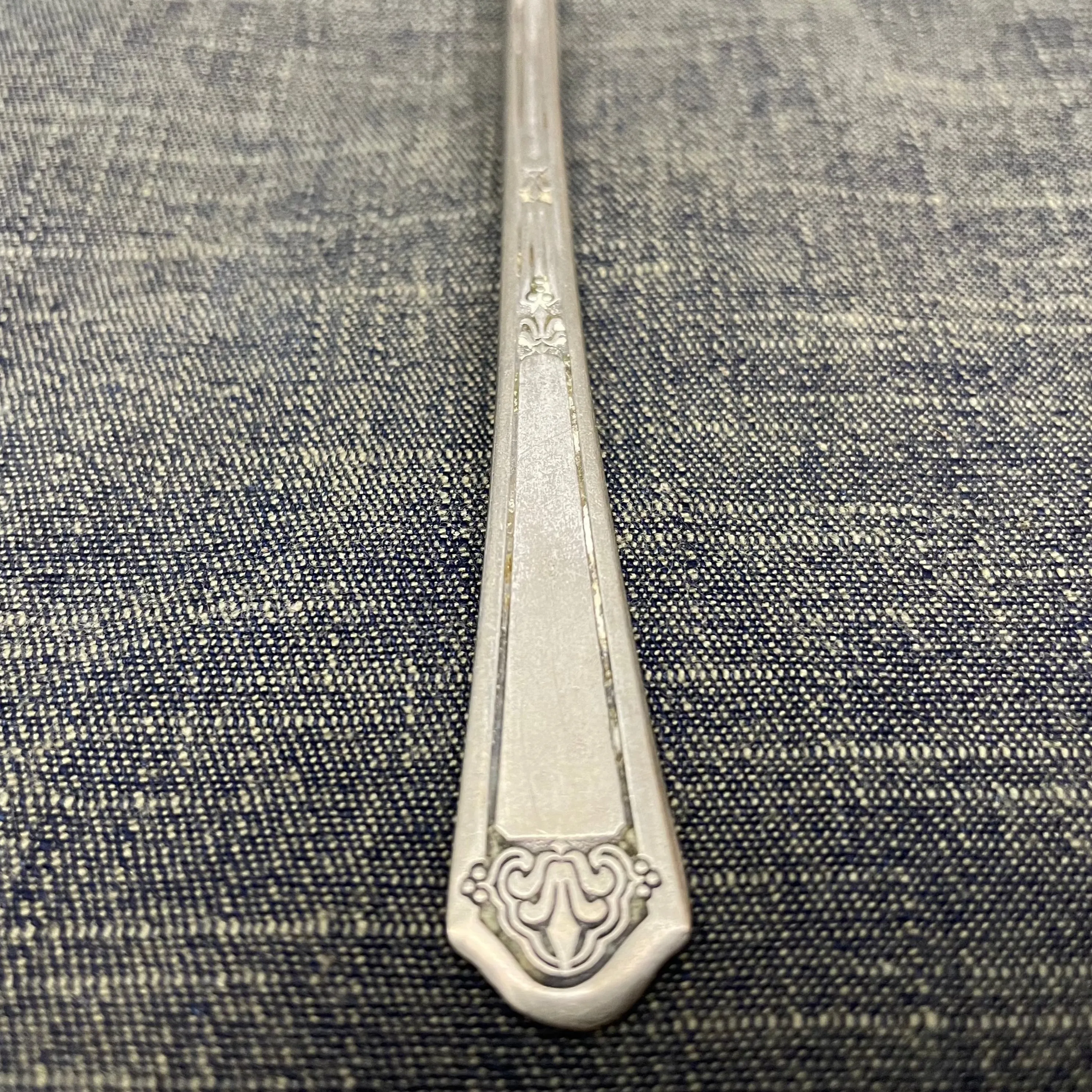 antique silver long handled teaspoon - dainty art deco