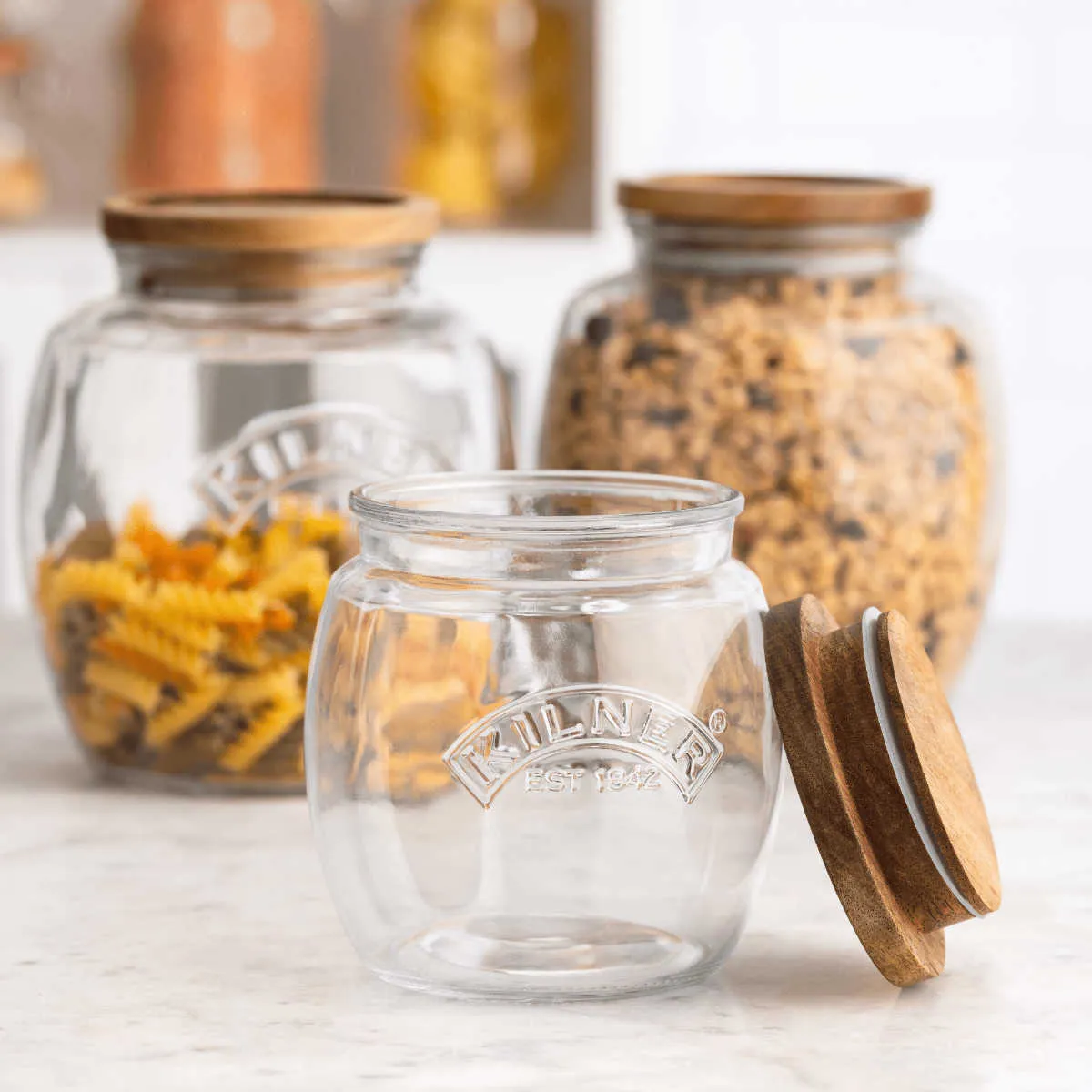 Kilner Universal Jar with Acacia Wooden Lid 2L