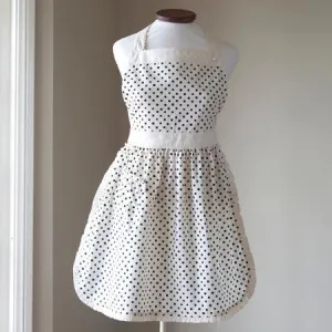 Taylor Linens Dottie Apron